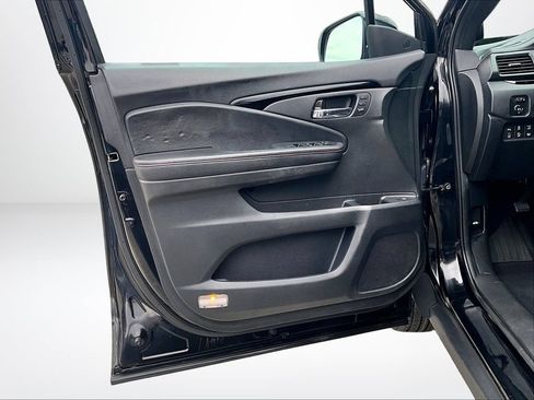 Used 2022 Honda Ridgeline Black Edition image 25