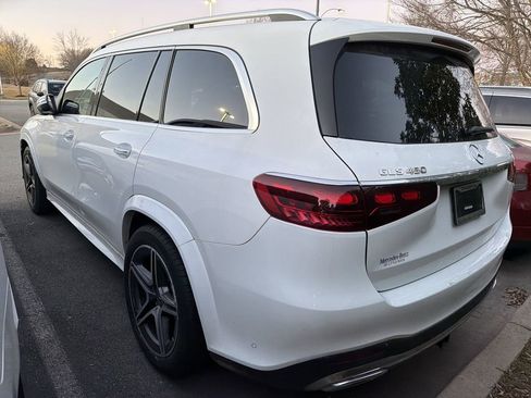 Used 2024 Mercedes-Benz GLS 450 4MATIC image 11