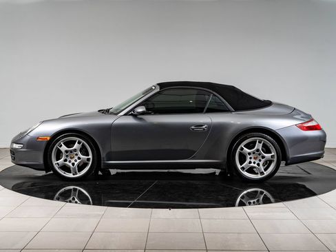 Used 2006 Porsche 911 Carrera RWD image 2