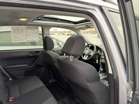 Used 2017 Subaru Forester 2.5i Premium w/ All-Weather Package image 60