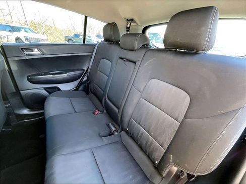 Used 2019 Kia Sportage LX image 14