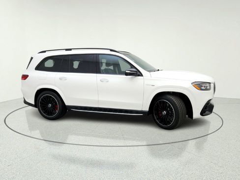 New 2026 Mercedes-Benz GLS 63 AMG 4MATIC image 6