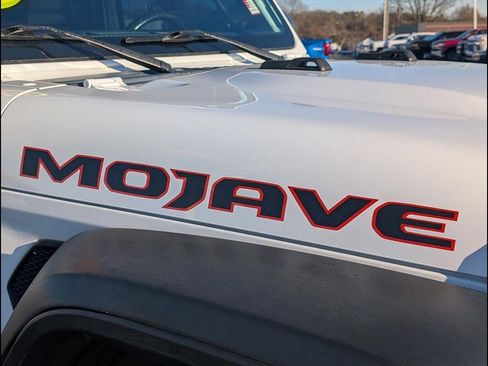 Used 2023 Jeep Gladiator Mojave w/ Trailer Tow Package image 18