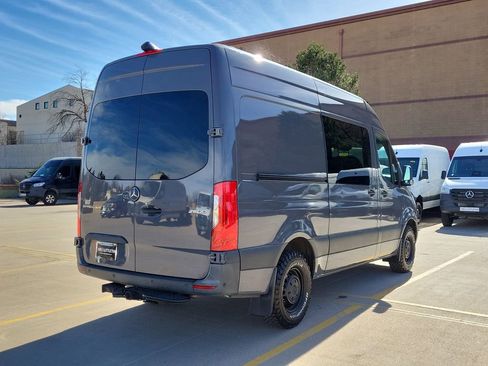 Used 2022 Mercedes-Benz Sprinter 2500 image 7