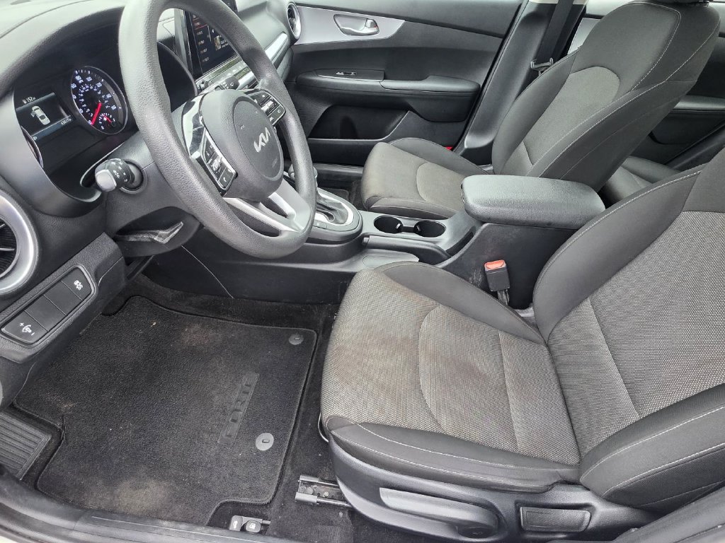Used 2022 Kia Forte Sedan FWD image 6