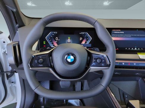 Used 2025 BMW X3 xDrive30i w/ Premium Package image 13