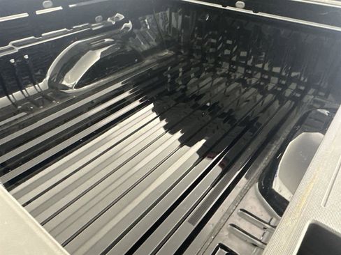 Used 2022 GMC Canyon AT4 w/ Trailering Package image 14