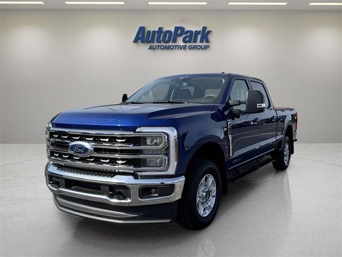New 2026 Ford F250 XLT w/ XLT Premium Package image 3