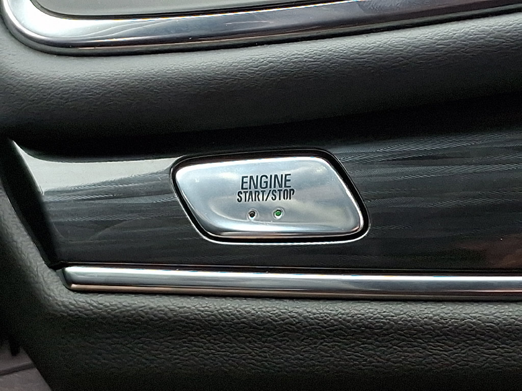 Used 2024 Buick Enclave Essence w/ Sport Touring Edition FWD image 22