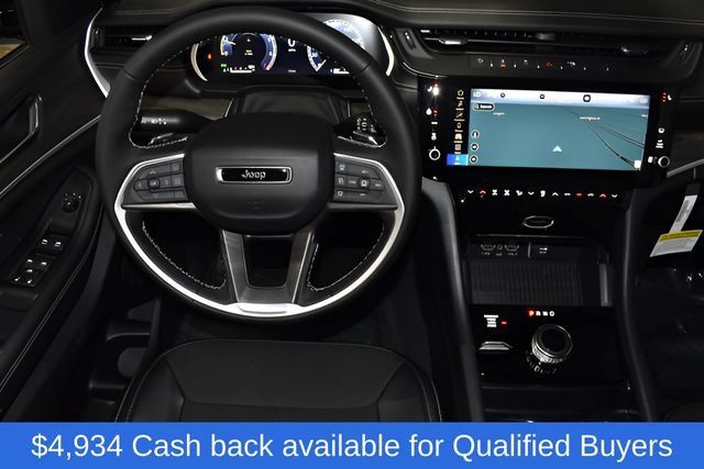 New 2026 Jeep Grand Cherokee Altitude AWD/4WD image 16