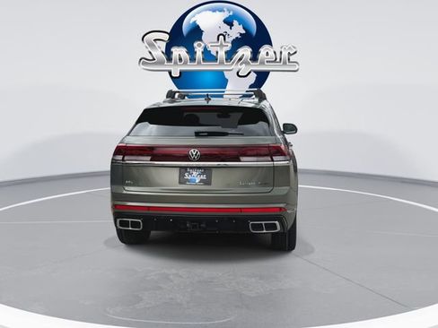New 2026 Volkswagen Atlas Cross Sport SEL Premium R-Line AWD/4WD image 3