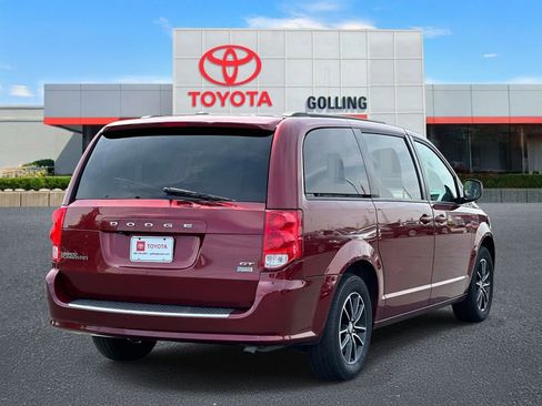 Used 2019 Dodge Grand Caravan GT FWD image 5