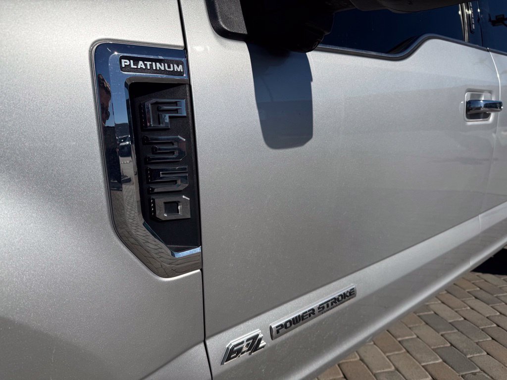 Used 2017 Ford F350 Platinum w/ Platinum Ultimate Package AWD/4WD image 23