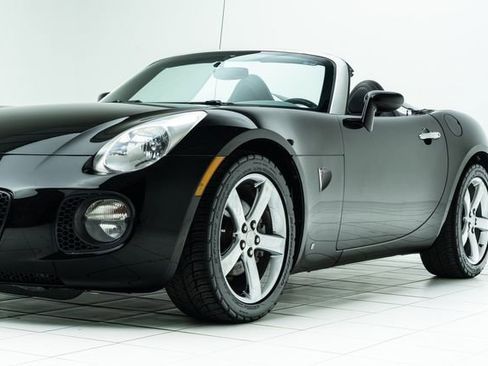 Used 2007 Pontiac Solstice GXP w/ Premium Package image 9