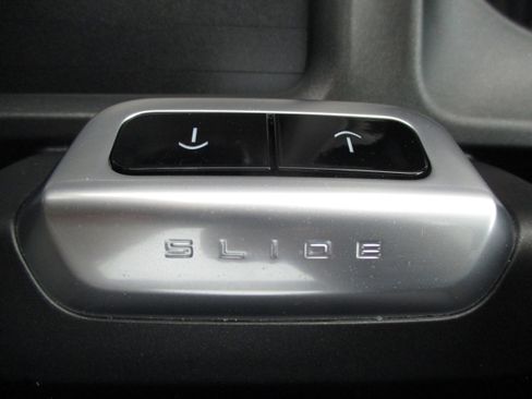 Used 2025 Ford Expedition Max Active AWD/4WD image 29