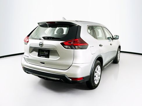 Used 2020 Nissan Rogue S FWD image 9