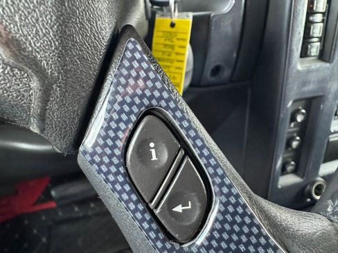 Used 2005 HUMMER H2 w/ Preferred Equipment Group AWD/4WD image 16