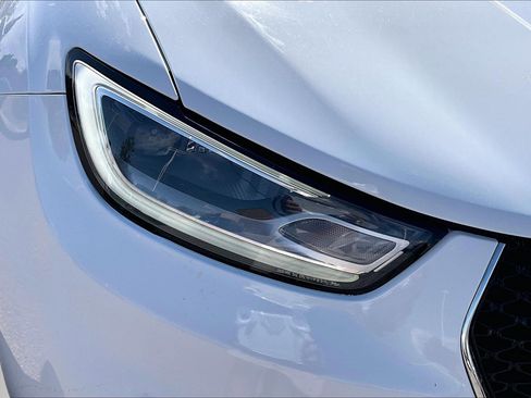 Used 2023 Chrysler Pacifica Touring-L FWD image 29