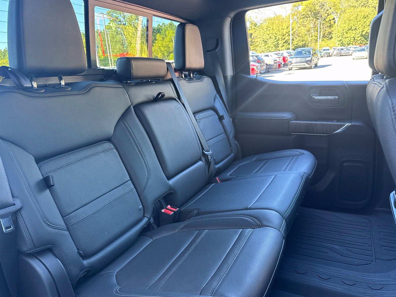 Used 2022 GMC Sierra 1500 Denali w/ Driver Alert Package II AWD/4WD image 36