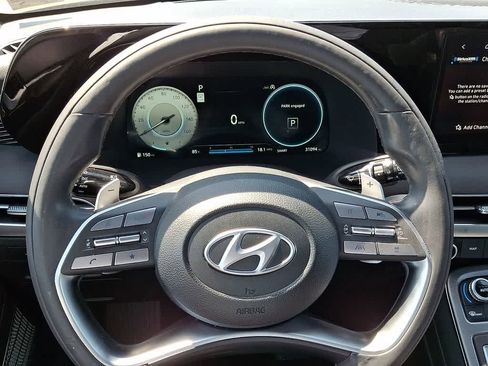 Used 2024 Hyundai Palisade Calligraphy image 21
