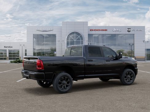 New 2026 RAM 2500 Big Horn AWD/4WD image 4