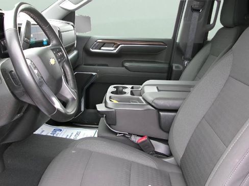 Used 2024 Chevrolet Silverado 1500 LT w/ Protection Package RWD image 13