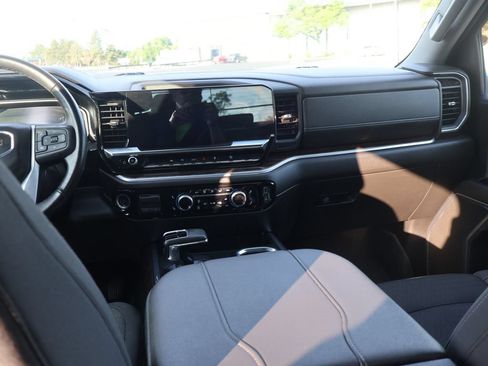 Used 2023 GMC Sierra 1500 Elevation AWD/4WD image 31