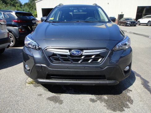 Used 2021 Subaru Crosstrek 2.0i Premium AWD/4WD image 2