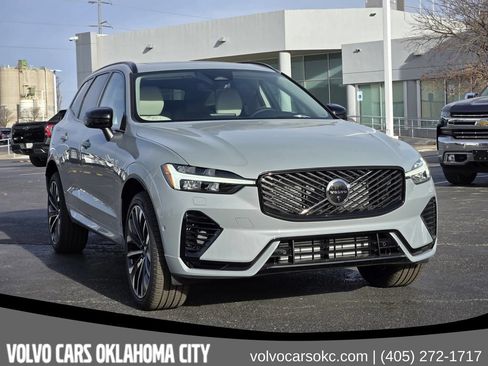 Used 2026 Volvo XC60 T8 Ultra w/ Protection Package Premier AWD/4WD image 3