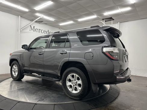 Used 2020 Toyota 4Runner SR5 Premium w/ Moonroof Package image 5