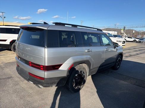 Certified 2025 Hyundai Santa Fe SEL image 4