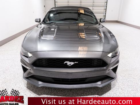 Used 2018 Ford Mustang Premium RWD image 10