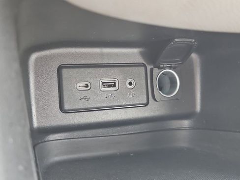 Used 2022 Chevrolet Equinox LS w/ LS Convenience Package image 20