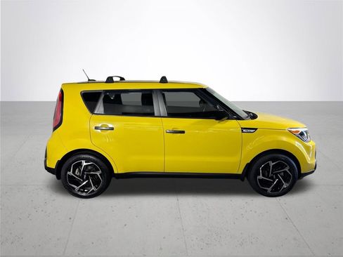 Used 2014 Kia Soul + w/ Audio Package image 5