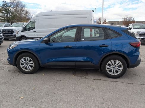 Used 2023 Ford Escape Base image 9