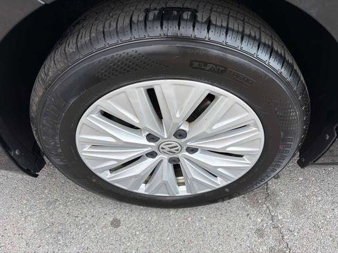 Used 2019 Volkswagen Jetta S w/ Driver Assistance Package FWD image 22