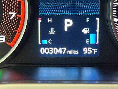 New 2025 Mitsubishi Eclipse Cross SEL image 25