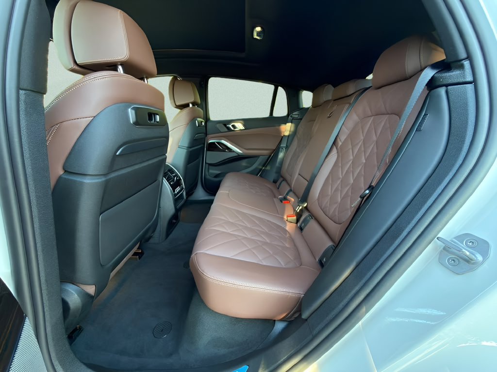 New 2027 BMW X6 xDrive40i AWD/4WD image 21