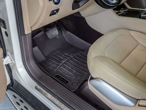 Used 2018 Mercedes-Benz GLS 550 4MATIC image 45