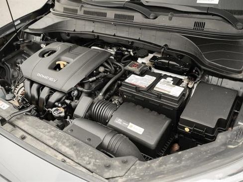 Used 2021 Hyundai Kona SE image 49