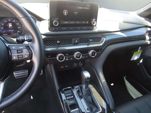 Certified 2024 Acura Integra A-Spec FWD image 17