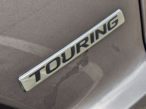 Used 2019 Honda CR-V Touring image 12