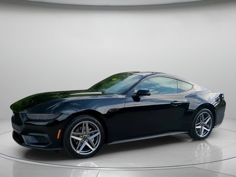 New 2026 Ford Mustang Coupe image 13