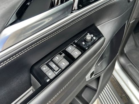 New 2026 Jeep Grand Wagoneer L Limited AWD/4WD image 15