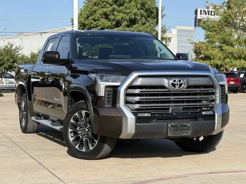 Used 2023 Toyota Tundra Limited w/ Power Package AWD/4WD image 2