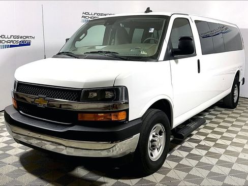 Used 2023 Chevrolet Express 3500 LT w/ LT Preferred Equipment Group RWD image 1