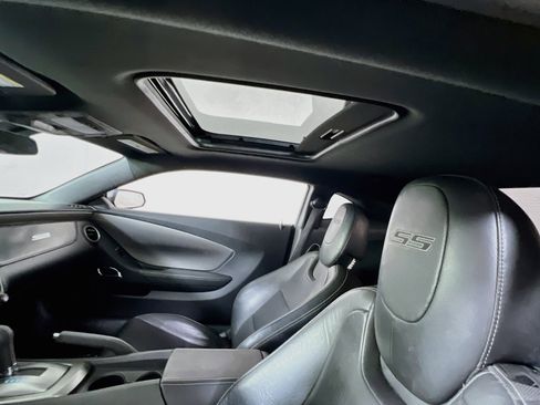 Used 2015 Chevrolet Camaro SS w/ RS Package RWD image 21