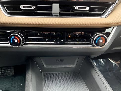 Certified 2025 Chevrolet Equinox ACTIV image 16