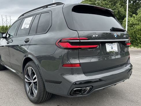 Used 2026 BMW X7 M60i AWD/4WD image 8