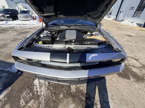 Used 2011 Dodge Challenger R/T image 24
